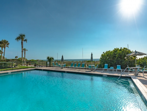 Updated 4th floor corner unit right on the Gulf